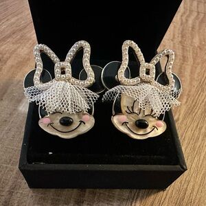 BaubleBar Disney x Minnie Bride Earrings